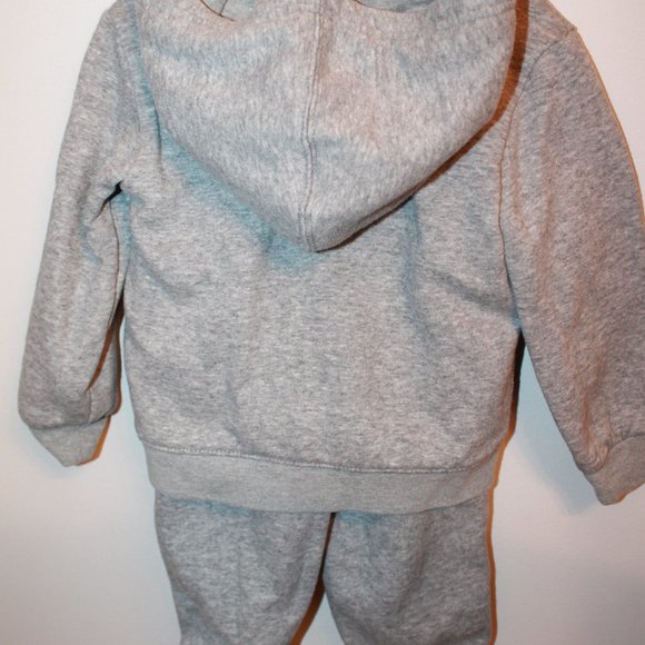 Size 24 Months Nike Gray/Neon Green Sweat suit - Picture 4 of 6
